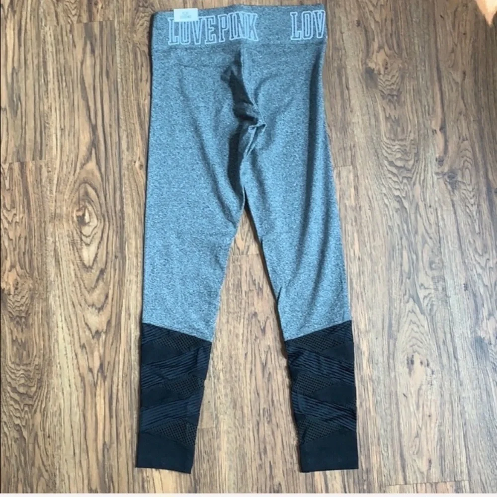 VS PINK Yoga Leggings - Picture 2 of 6